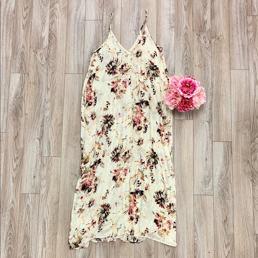 Lovestitch: Embroidered Maxi Dress